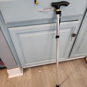 Walking stick easily to folding and carry on